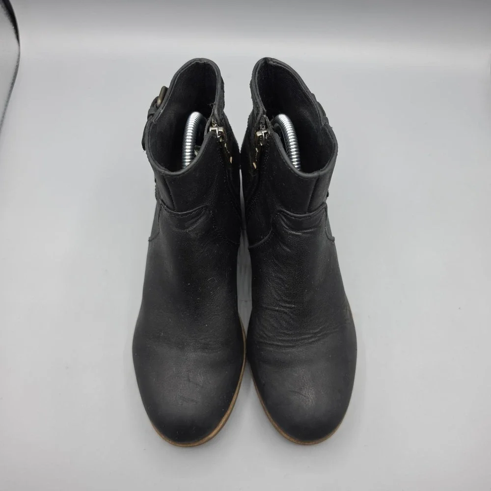 UGG colors may